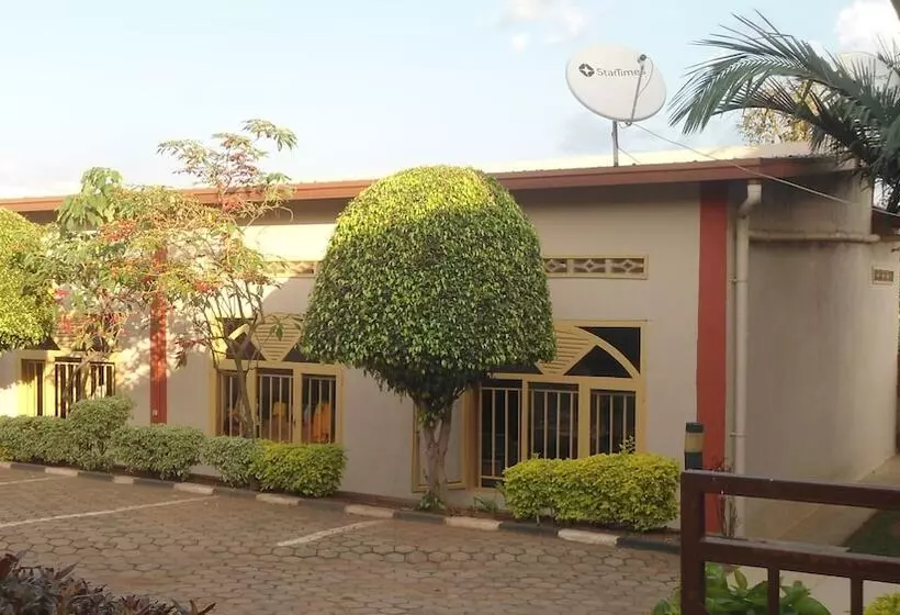 پانسیون Airport Luxury Motel