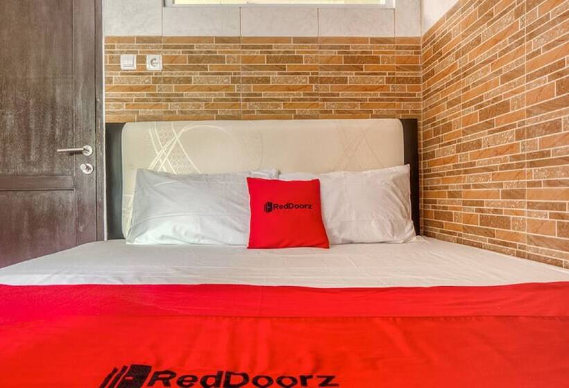 Majatalo Reddoorz @ Panglima Polim 2