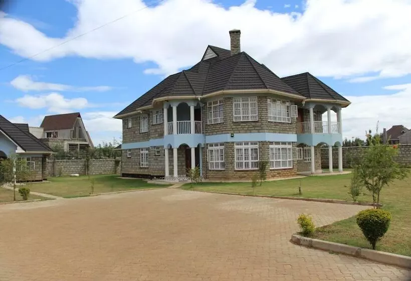 پانسیون Precious Homes