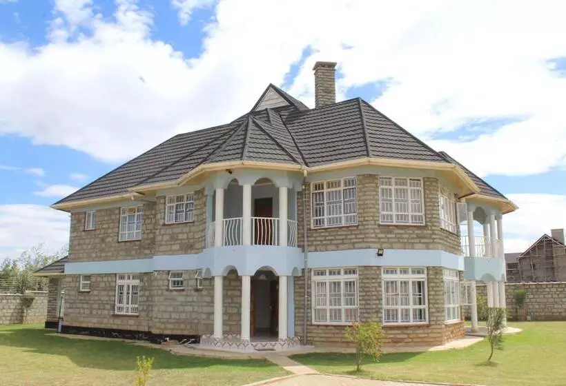 پانسیون Precious Homes