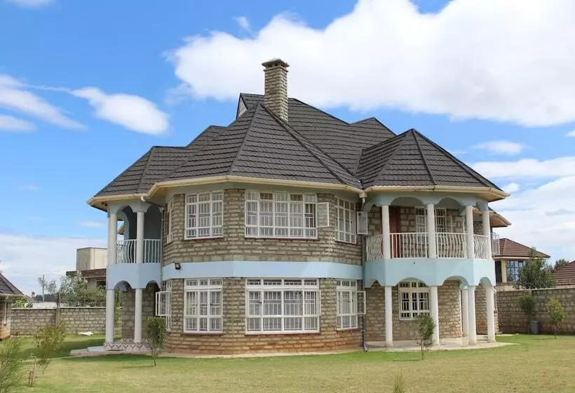 پانسیون Precious Homes