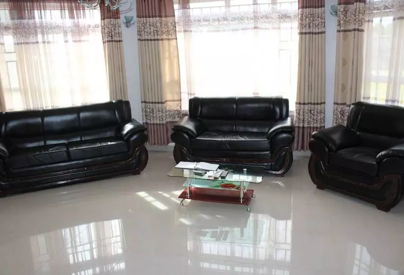 پانسیون Precious Homes