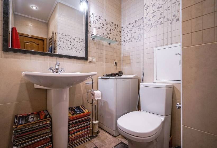 Prime Host Apartments On Smolenskaya