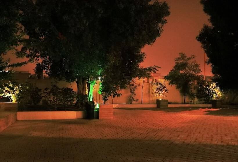 Star Emirates Garden Villas