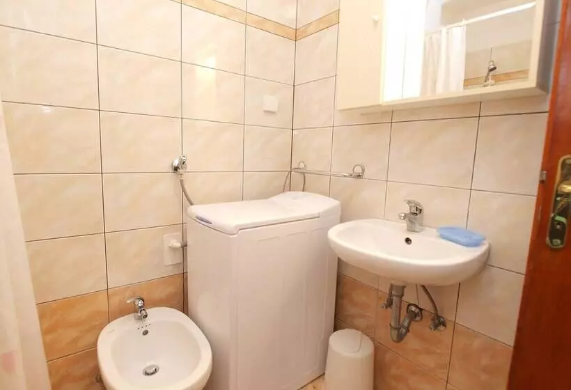 Apartments Dragan 1077