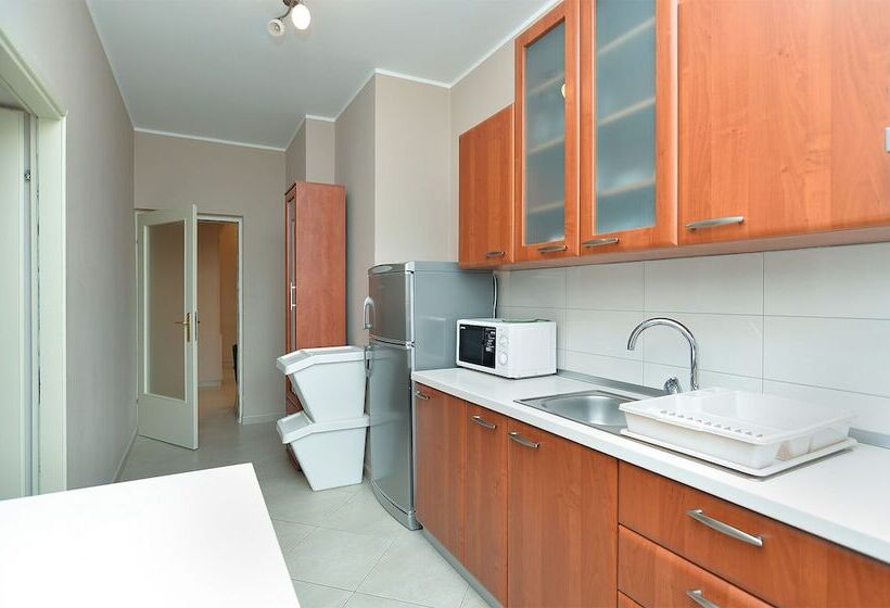 Apartments Valbandon 38