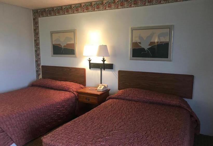 هتل Tyler Inn & Suites