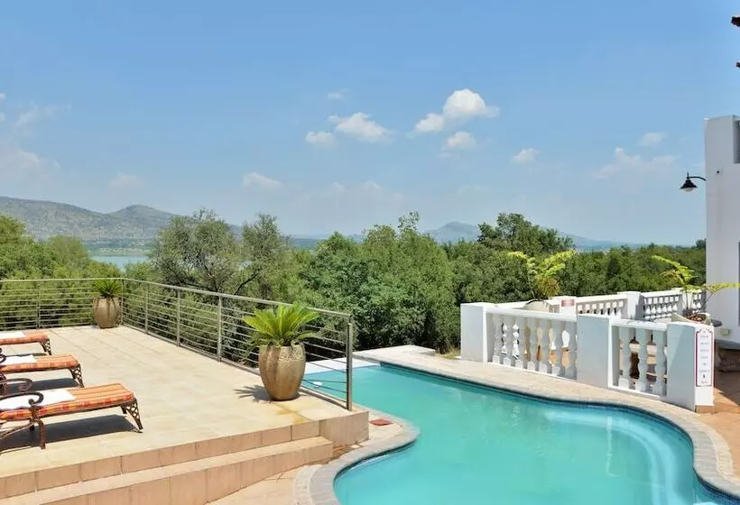 Majatalo Indlovukazi Guesthouse