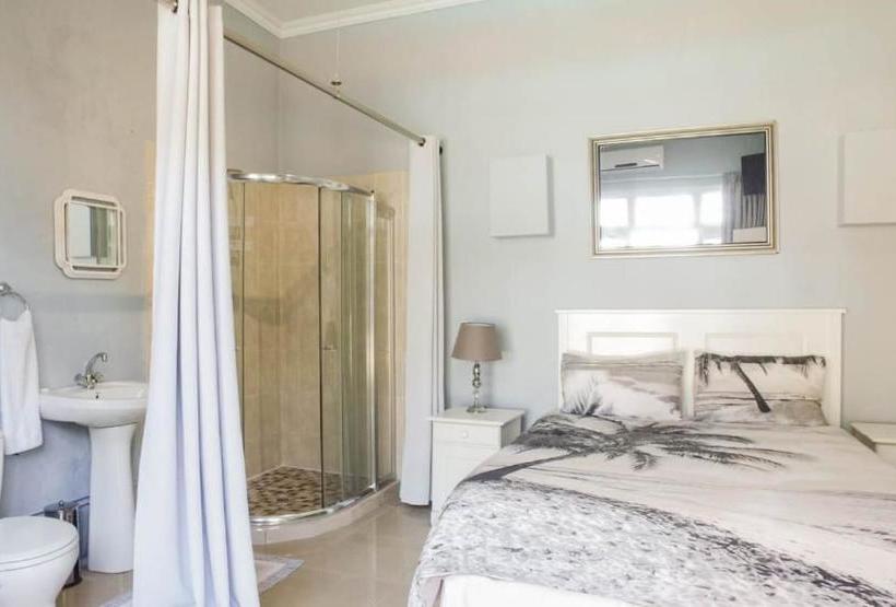 פנסיון Signature Guesthouse Florida