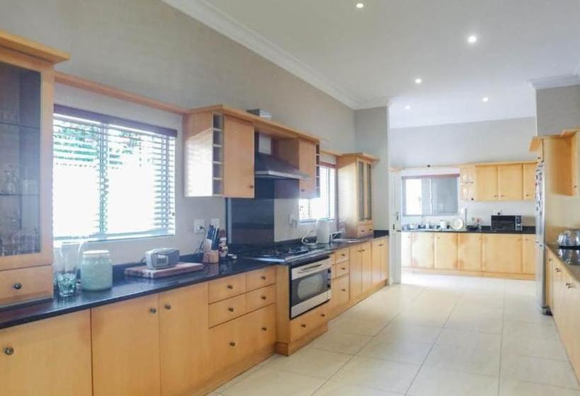 פנסיון Signature Guesthouse Florida