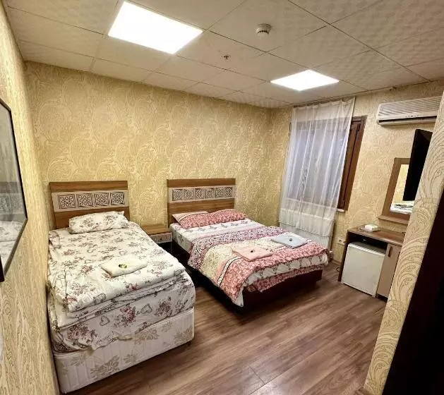 Retkeilymaja Camelli̇a