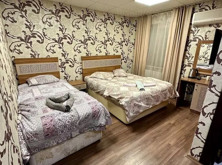 Retkeilymaja Camelli̇a