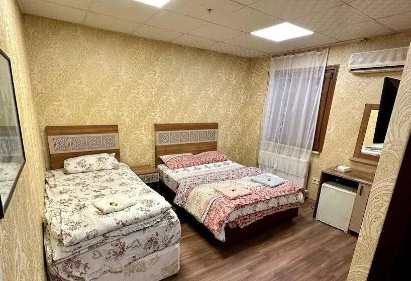 Retkeilymaja Camelli̇a
