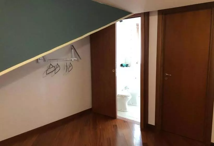 تختخواب و صبحانه La Dimora Degli Artisti