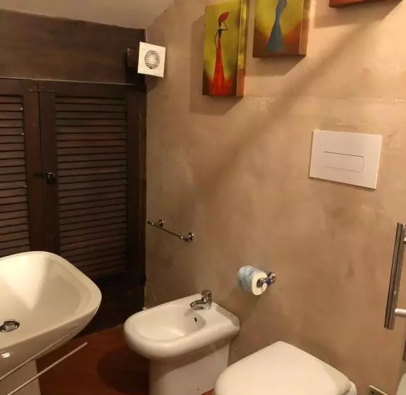 تختخواب و صبحانه La Dimora Degli Artisti