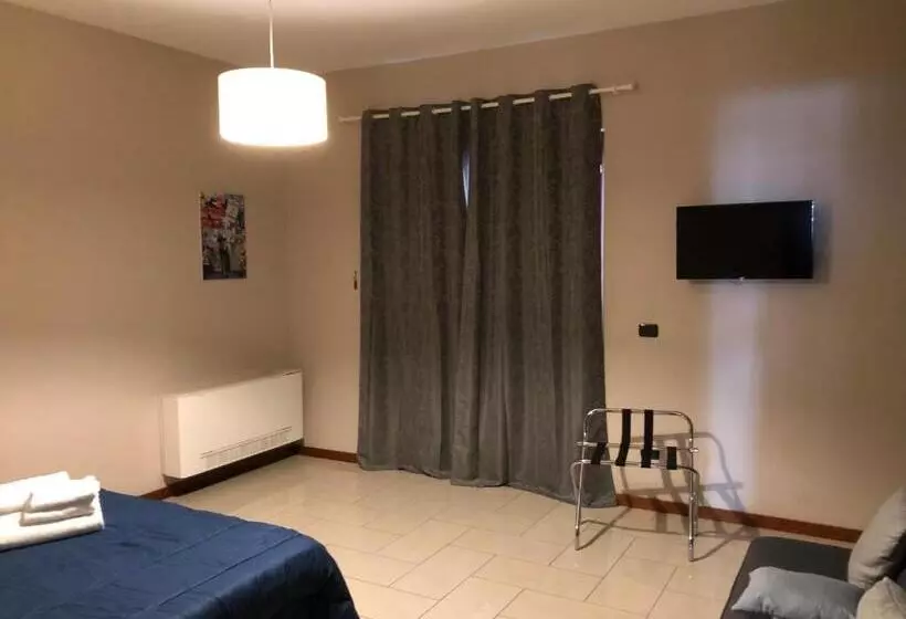 تختخواب و صبحانه La Dimora Degli Artisti