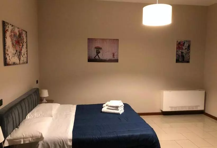 تختخواب و صبحانه La Dimora Degli Artisti