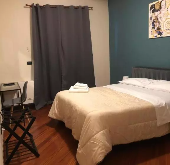 تختخواب و صبحانه La Dimora Degli Artisti