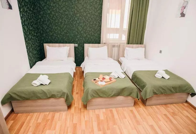 تختخواب و صبحانه Nuryan Hotel Yerevan