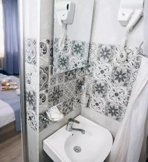 تختخواب و صبحانه Nuryan Hotel Yerevan