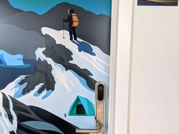 Kulukis Downtown Hostel