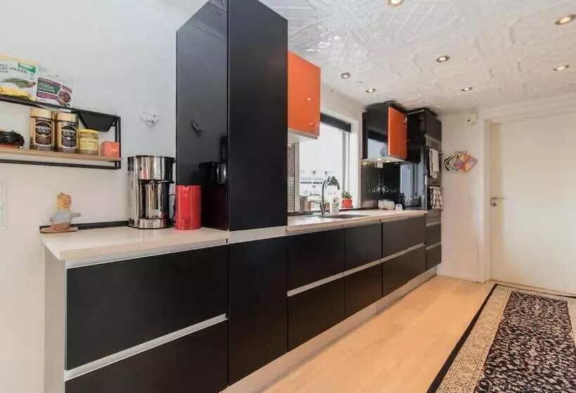 Kulukis Downtown Hostel