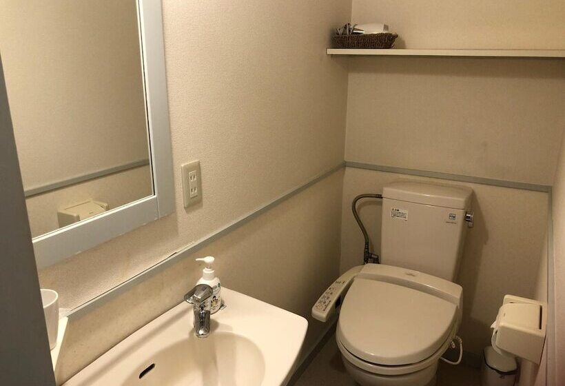 בית מלון כפרי Shinkaifujishoen