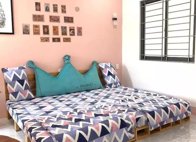 پانسیون 1984house