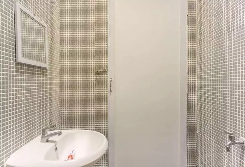 Reddoorz Syariah At Harley Hotel Sabang