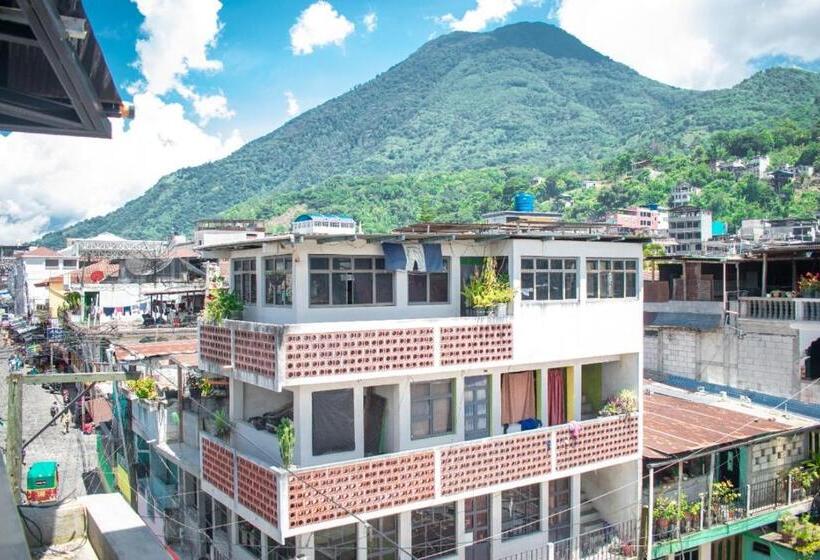 تختخواب و صبحانه Hostal Corazón De San Pedro