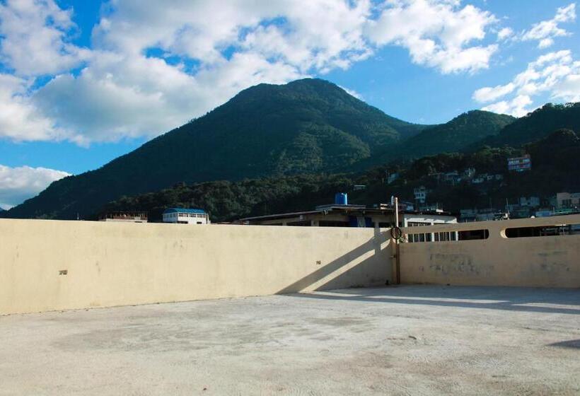 تختخواب و صبحانه Hostal Corazón De San Pedro