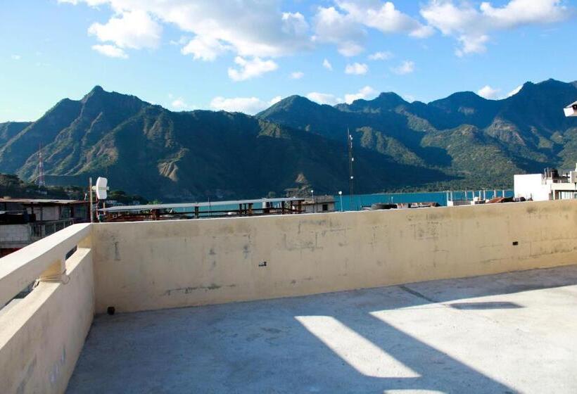 تختخواب و صبحانه Hostal Corazón De San Pedro