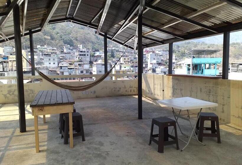 تختخواب و صبحانه Hostal Corazón De San Pedro