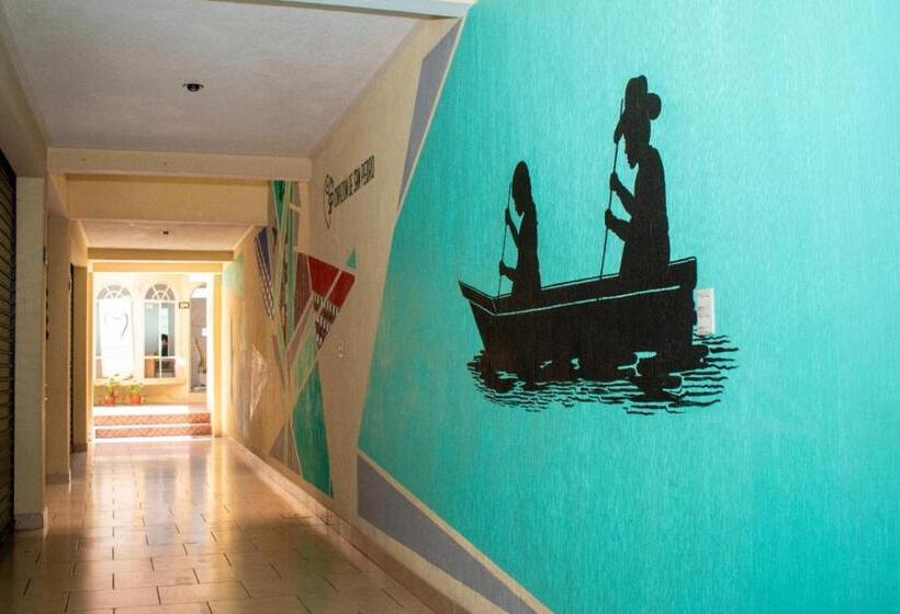 تختخواب و صبحانه Hostal Corazón De San Pedro