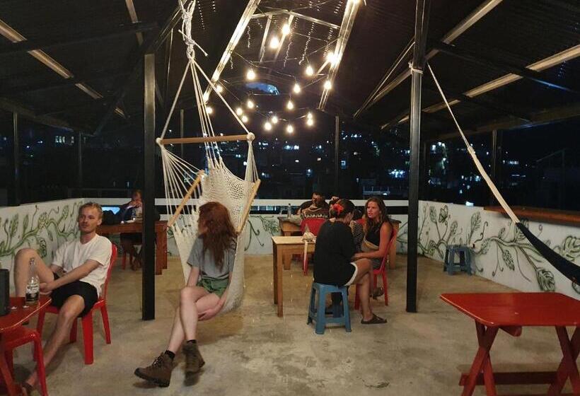 تختخواب و صبحانه Hostal Corazón De San Pedro