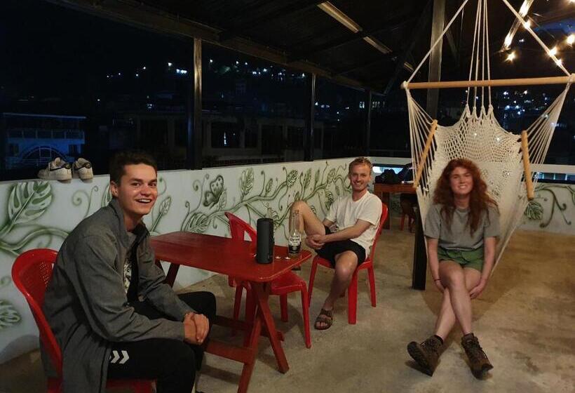 تختخواب و صبحانه Hostal Corazón De San Pedro