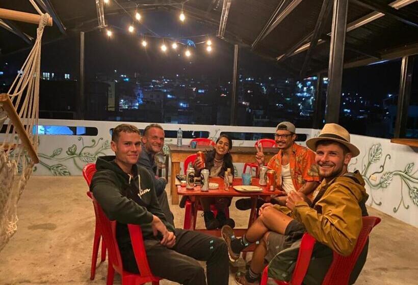 تختخواب و صبحانه Hostal Corazón De San Pedro