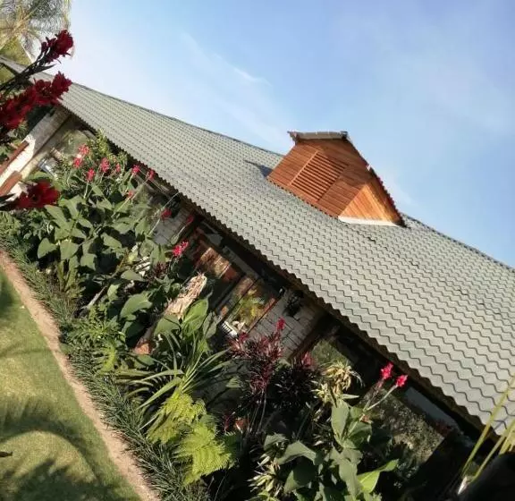 ホテル Cabañas La Finca 2