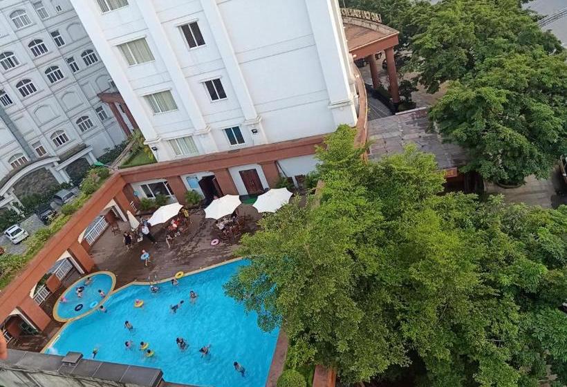 هتل City  Lao Cai