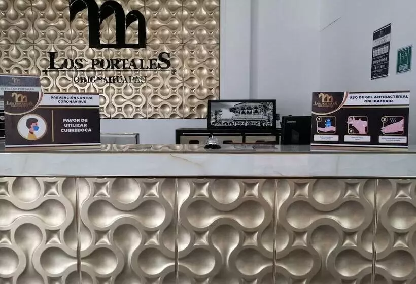 ホテル Los Portales Chignahuapan