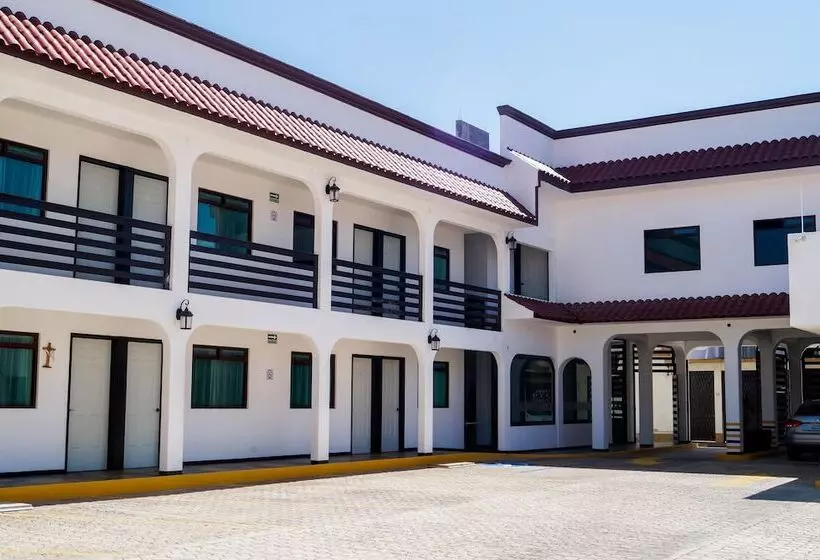 ホテル Los Portales Chignahuapan