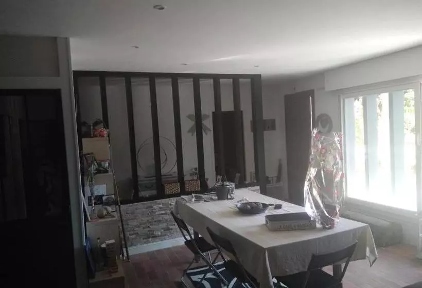 Aamiaismajoitus (B&B) Les Chambres De Titou