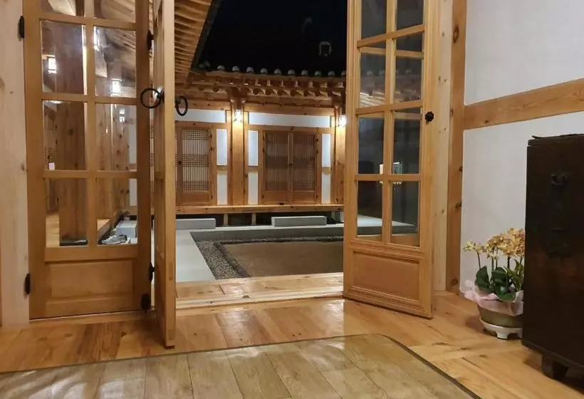Aamiaismajoitus (B&B) Sieunjae