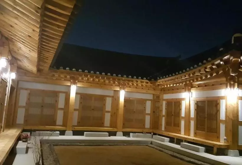 Aamiaismajoitus (B&B) Sieunjae