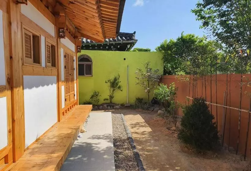 Aamiaismajoitus (B&B) Sieunjae