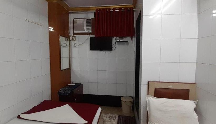 ペンション Kalandar