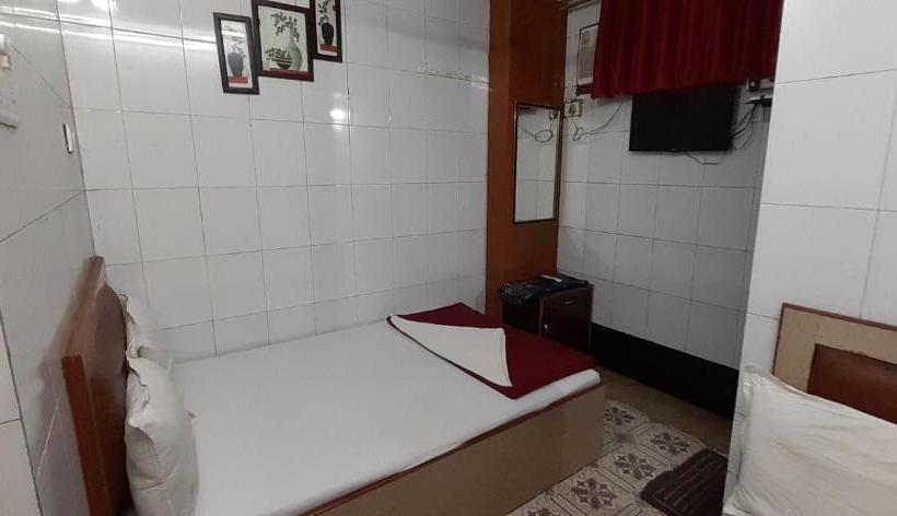 ペンション Kalandar