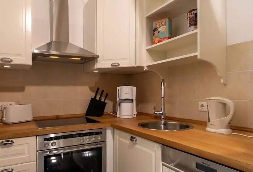 ベッドアンドブレックファースト Rosenhof Lodge