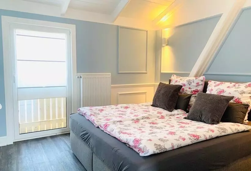 ベッドアンドブレックファースト Rosenhof Lodge