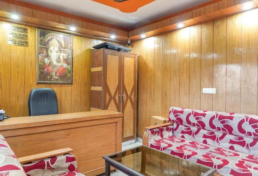 هتل Oyo 65782  Suhana And Restaurant